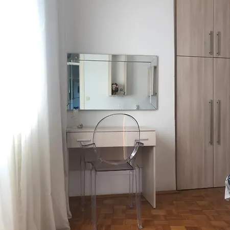 Lägenhet Natasha Biograd Na Moru