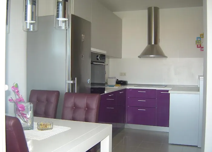 Апартаменты Natasha Биоград-на-Мору